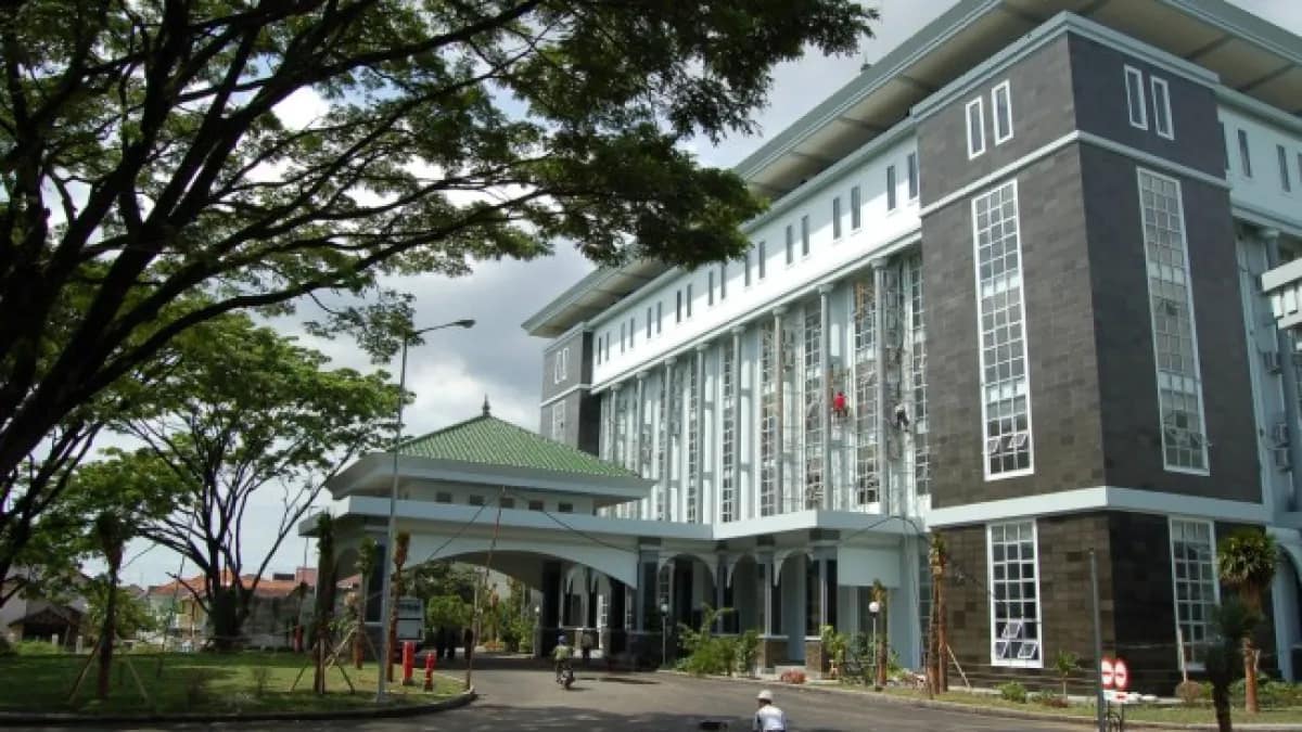 kampus favorit dimalang